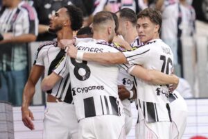 L'esultanza dei giocatori della Juventus